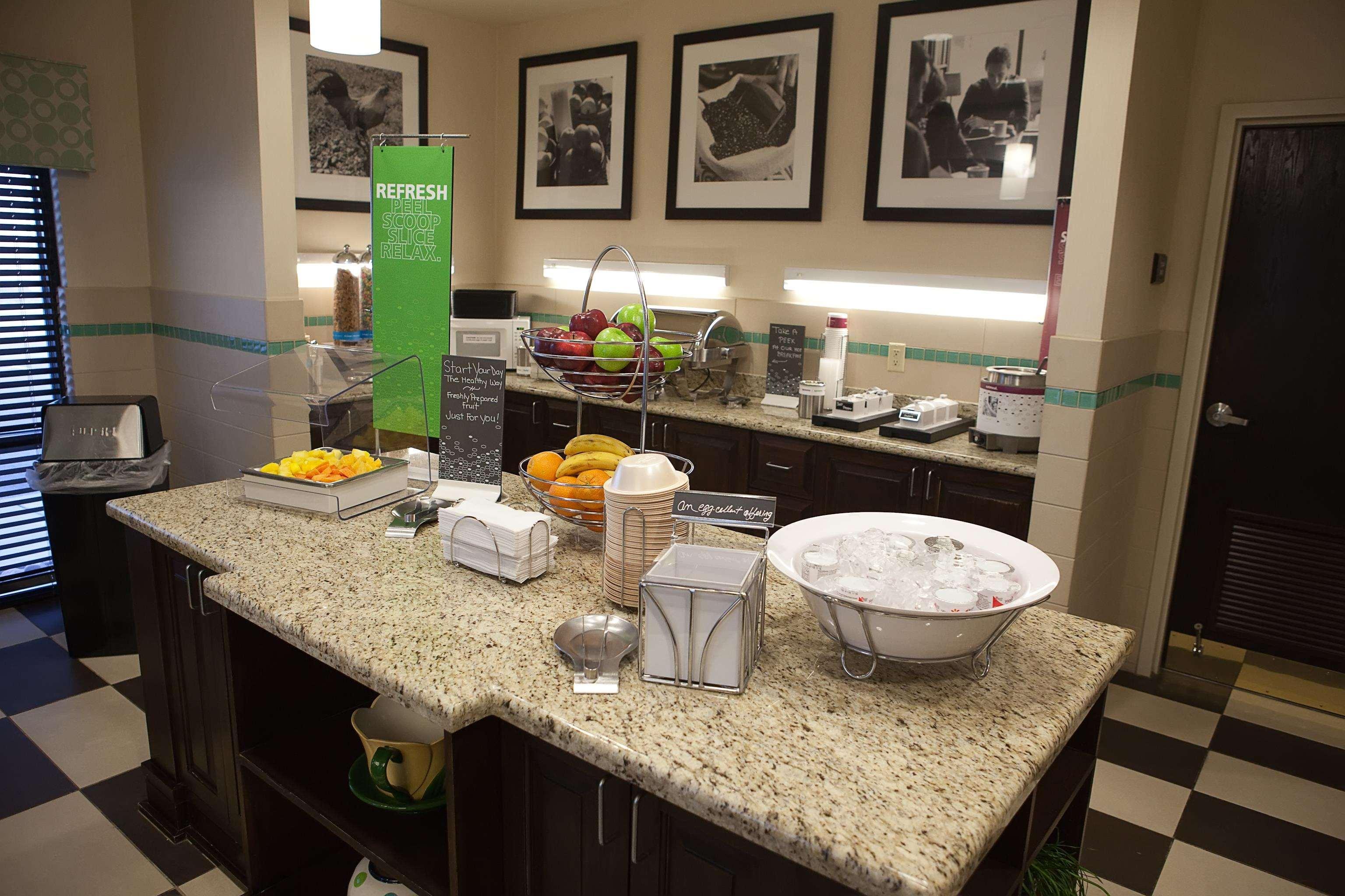 Hampton Inn Colby Extérieur photo