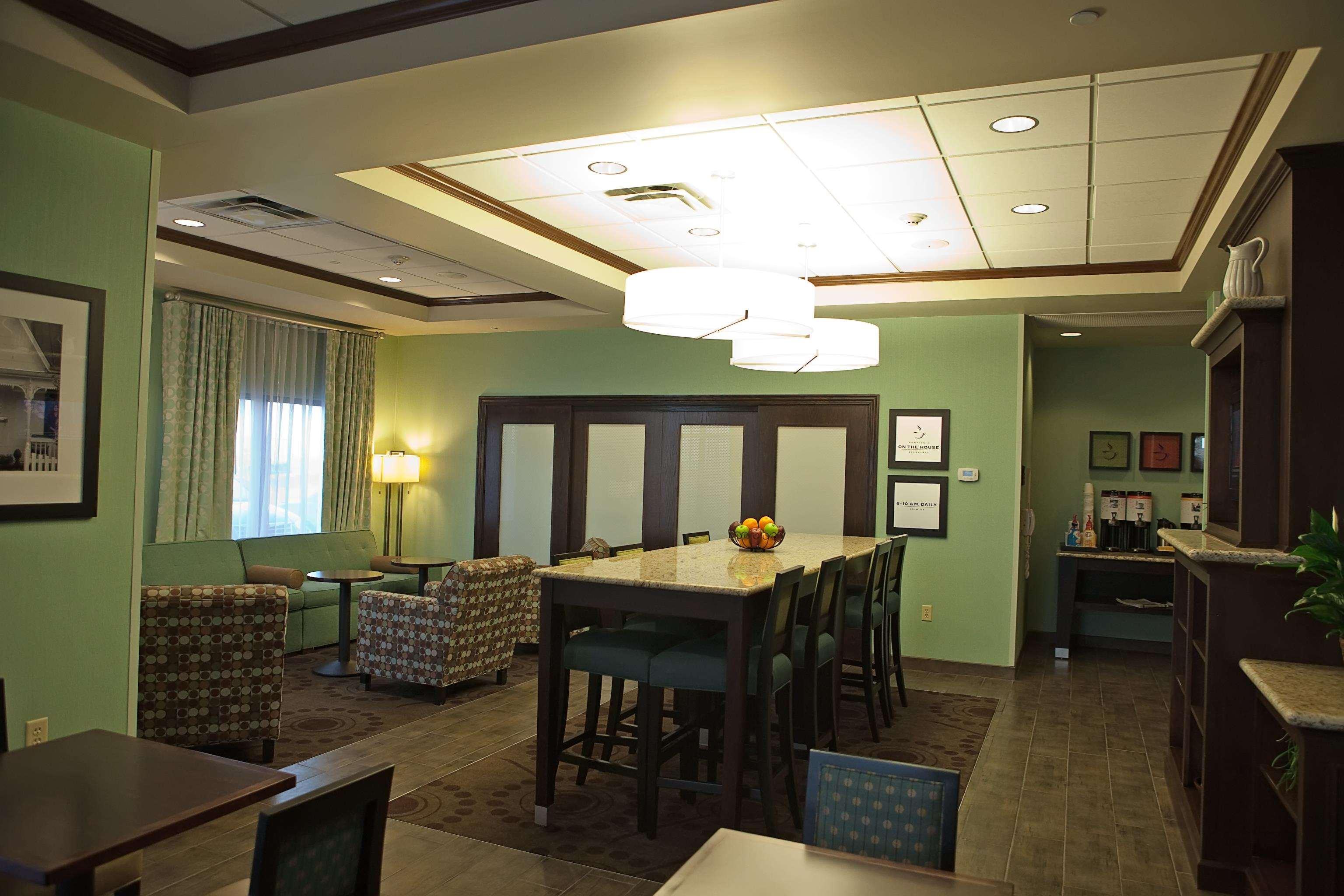 Hampton Inn Colby Extérieur photo